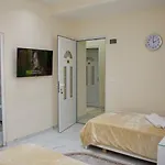 Ξενοδοχείο Bar Mokador Σκόδρα