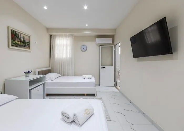 Bar Mokador * Σκόδρα